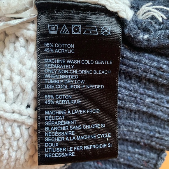 Cable knit sweater - Picture 6 of 6